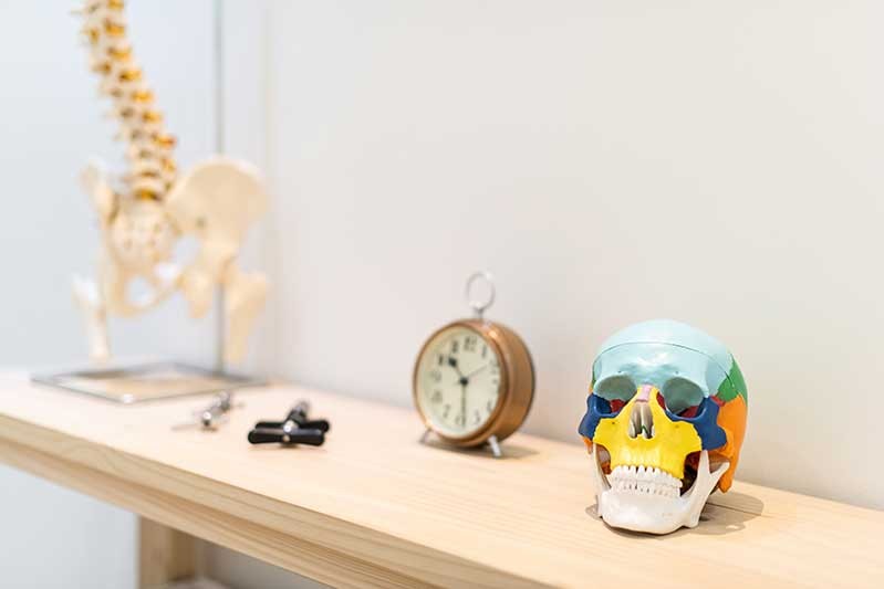 Neck pain and headache chiropractic treatment Squamish